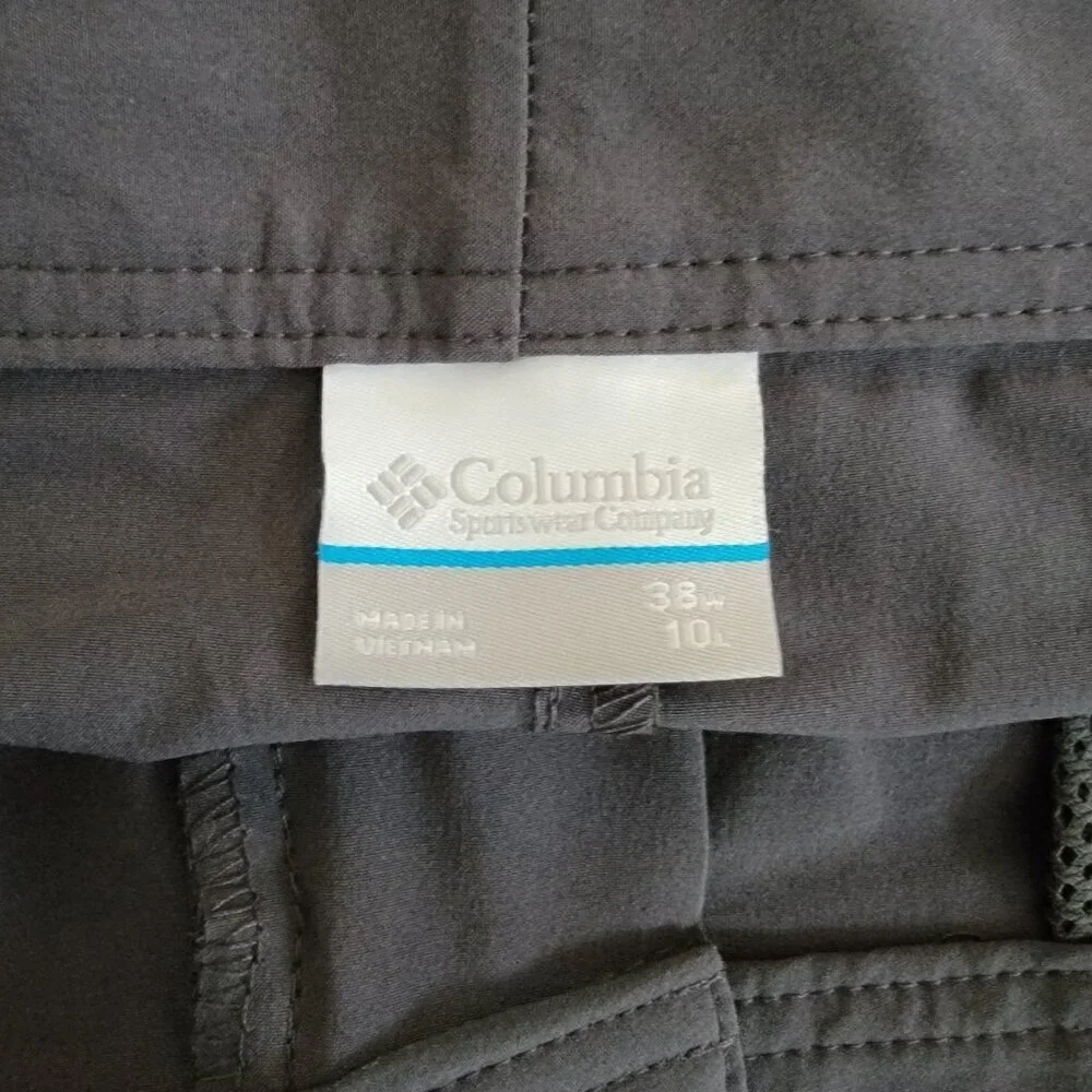 NWT Columbia Men's Gray Mist Trail Performance Shorts Size 38